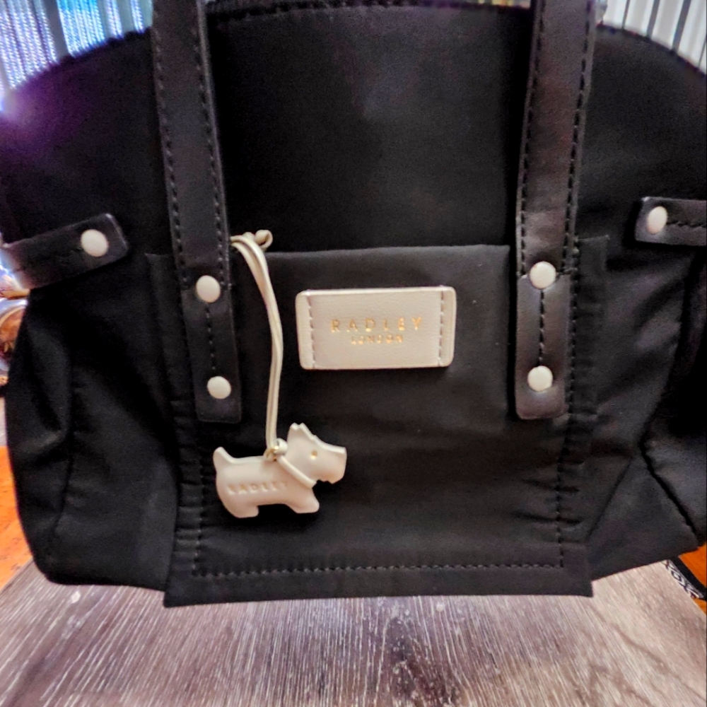Cross body purse